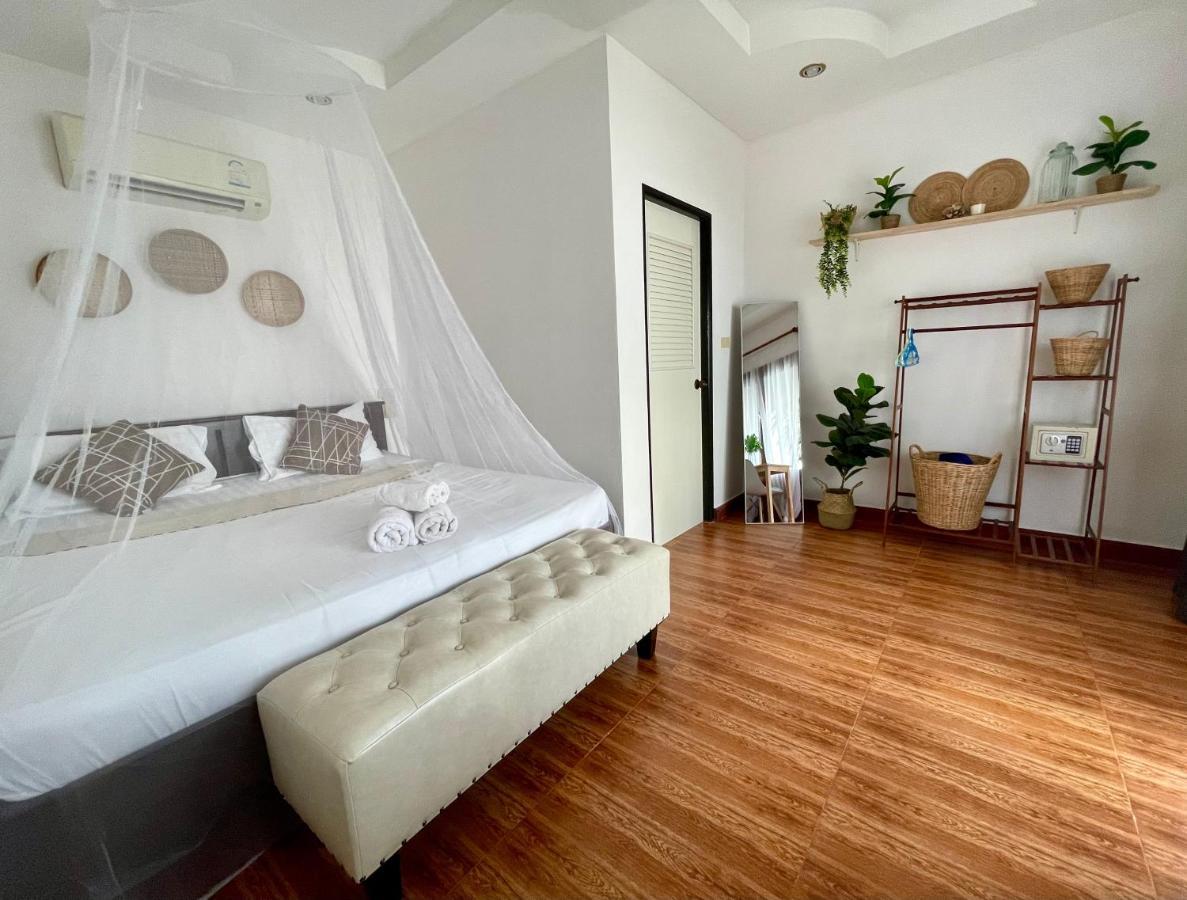 Secret Place Hotel And Restaurant Haad Yao Exterior photo