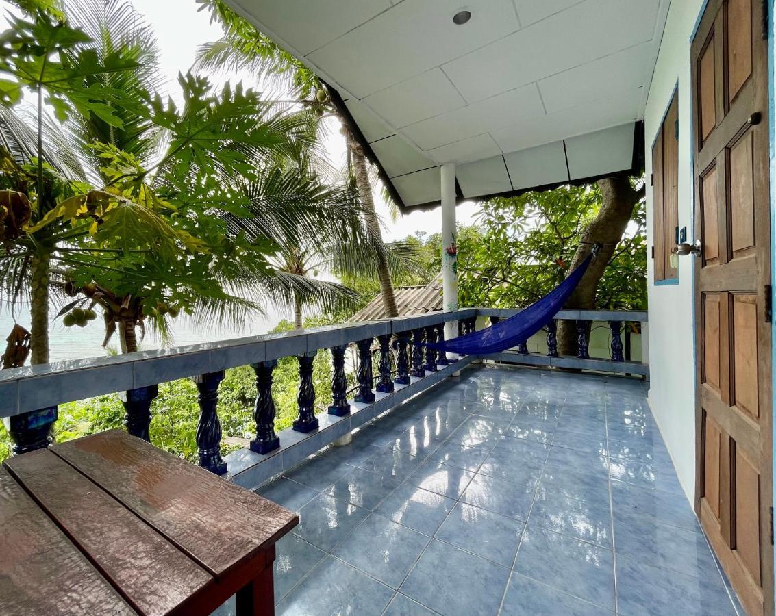 Secret Place Hotel And Restaurant Haad Yao Exterior photo
