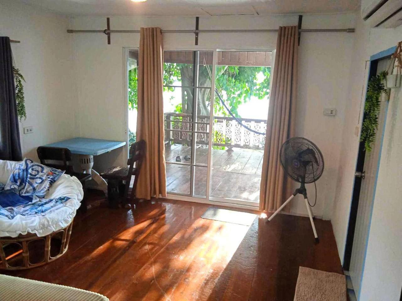 Secret Place Hotel And Restaurant Haad Yao Exterior photo