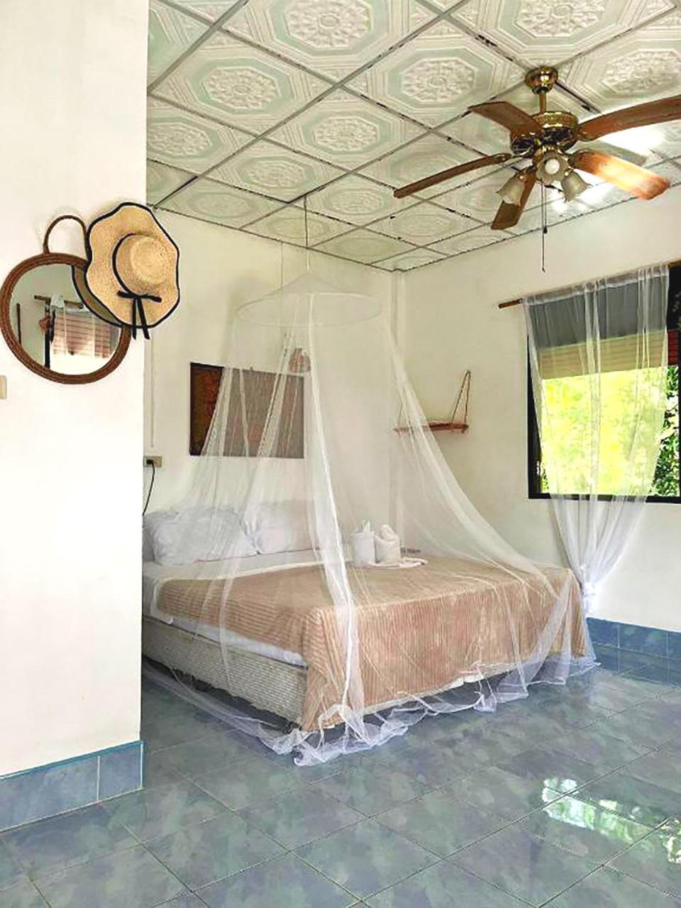Secret Place Hotel And Restaurant Haad Yao Room photo
